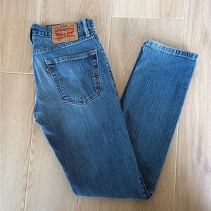 Levi's Classic Straight Men's Jeans in Denim Blue